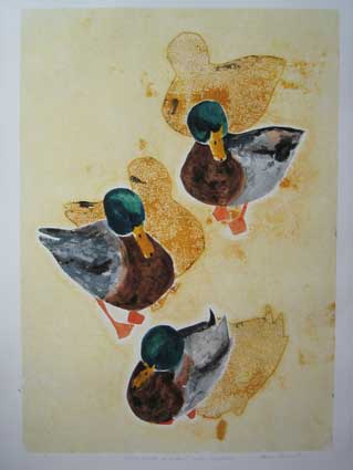 Three Ducks in a Row on Gold 